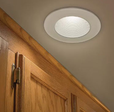 COMMERCIAL ELECTRIC 6'' LED DOWNLIGHT KIT 670 LUMENS SOFT WHITE LOW GLARE