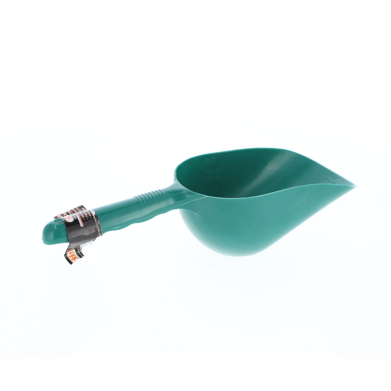 IIT LARGE PLASTIC GARDEN SCOOP