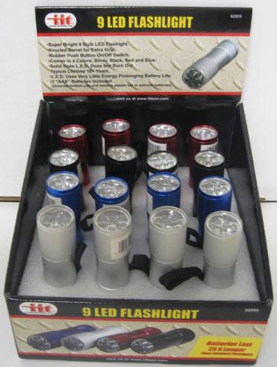 IIT 9 LED ALUMINUM FLASHLIGHT w/BATTERIES