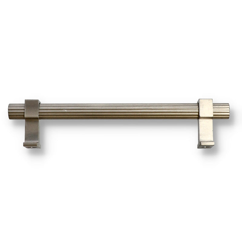 6-1/2'' (128MM) CABINET SILVER CHAMPAGNE CARRIGAN